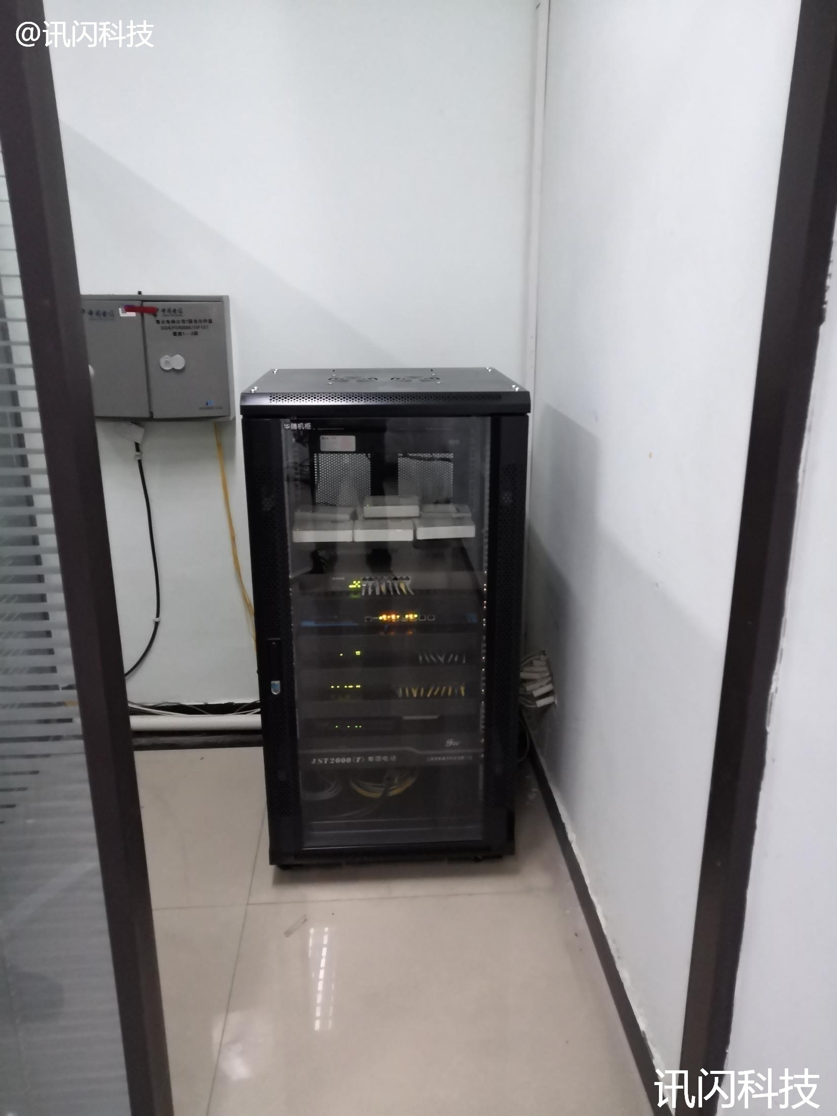 青*电梯机房改造后